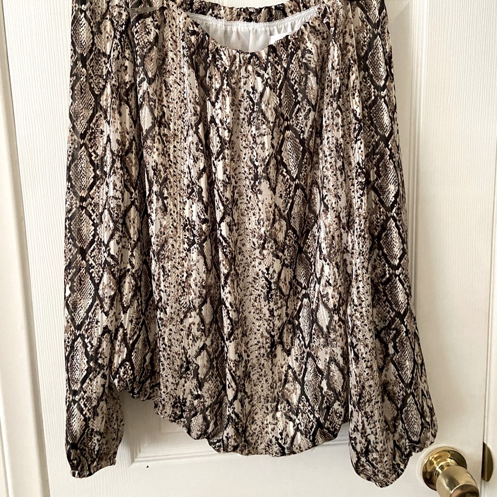 Off Shouler Long Sleeve